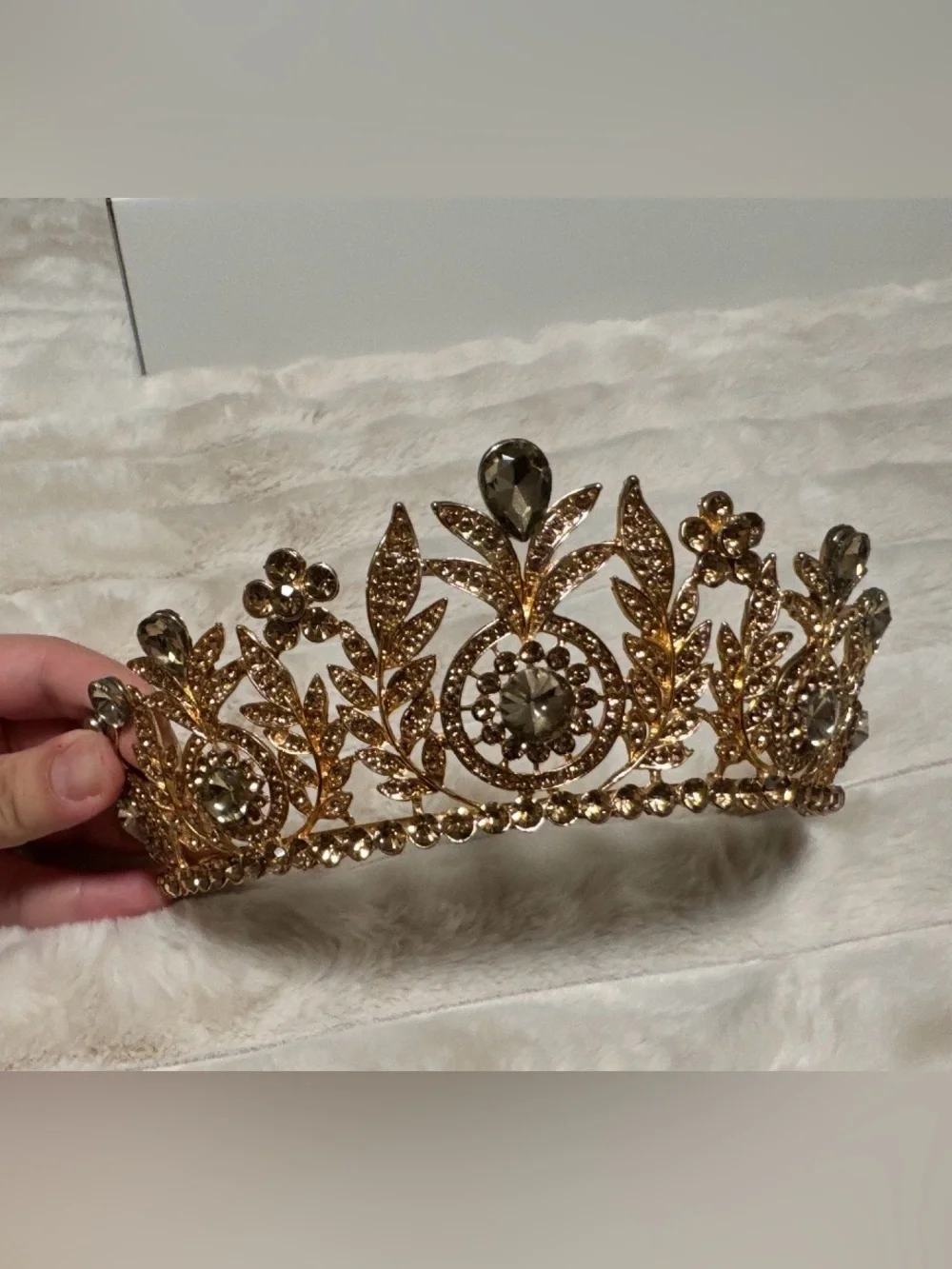 Gold Crystal Floral Tiara - Elegant Women’s Hair Accessory